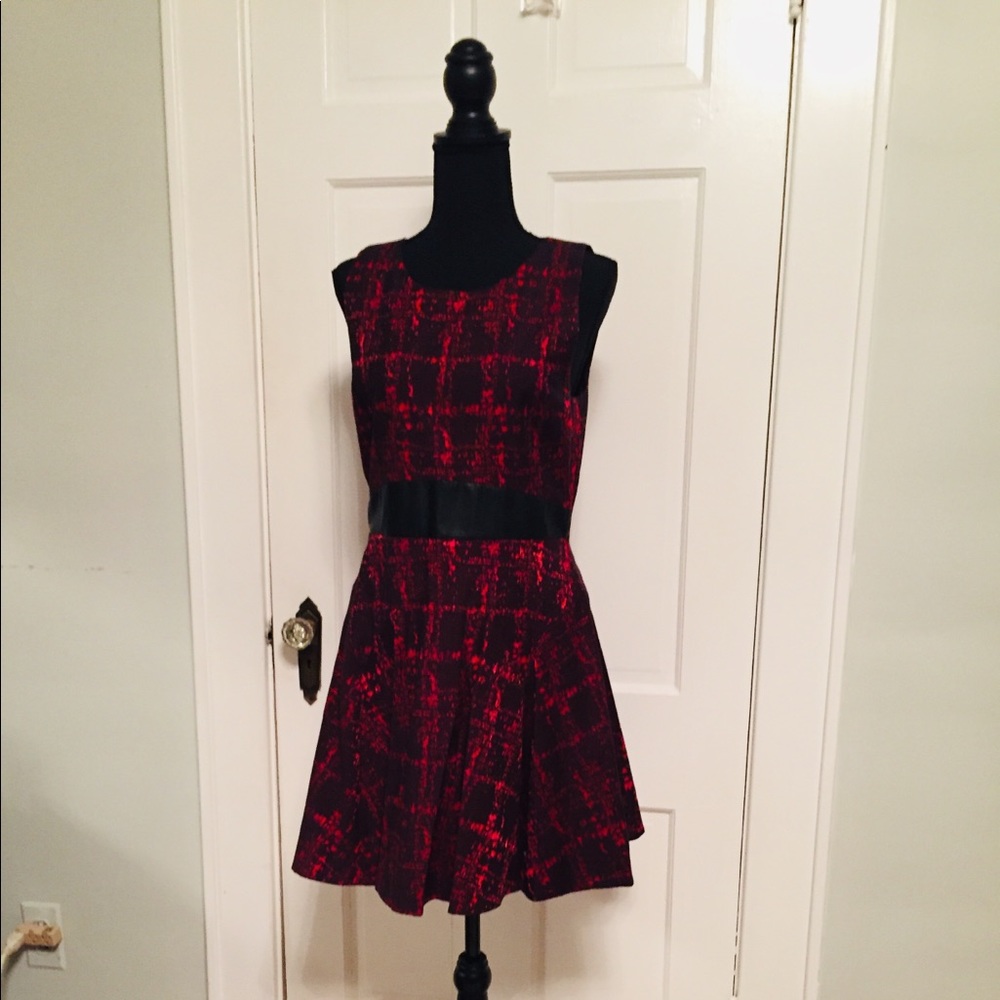 W118 by Walter Baker dress w/faux leather.NWT